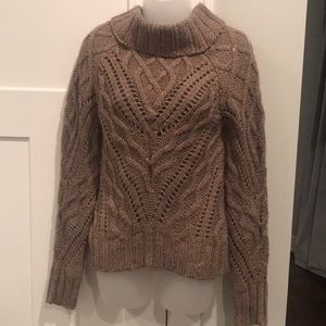 Chunky cable knit Bebe sweater